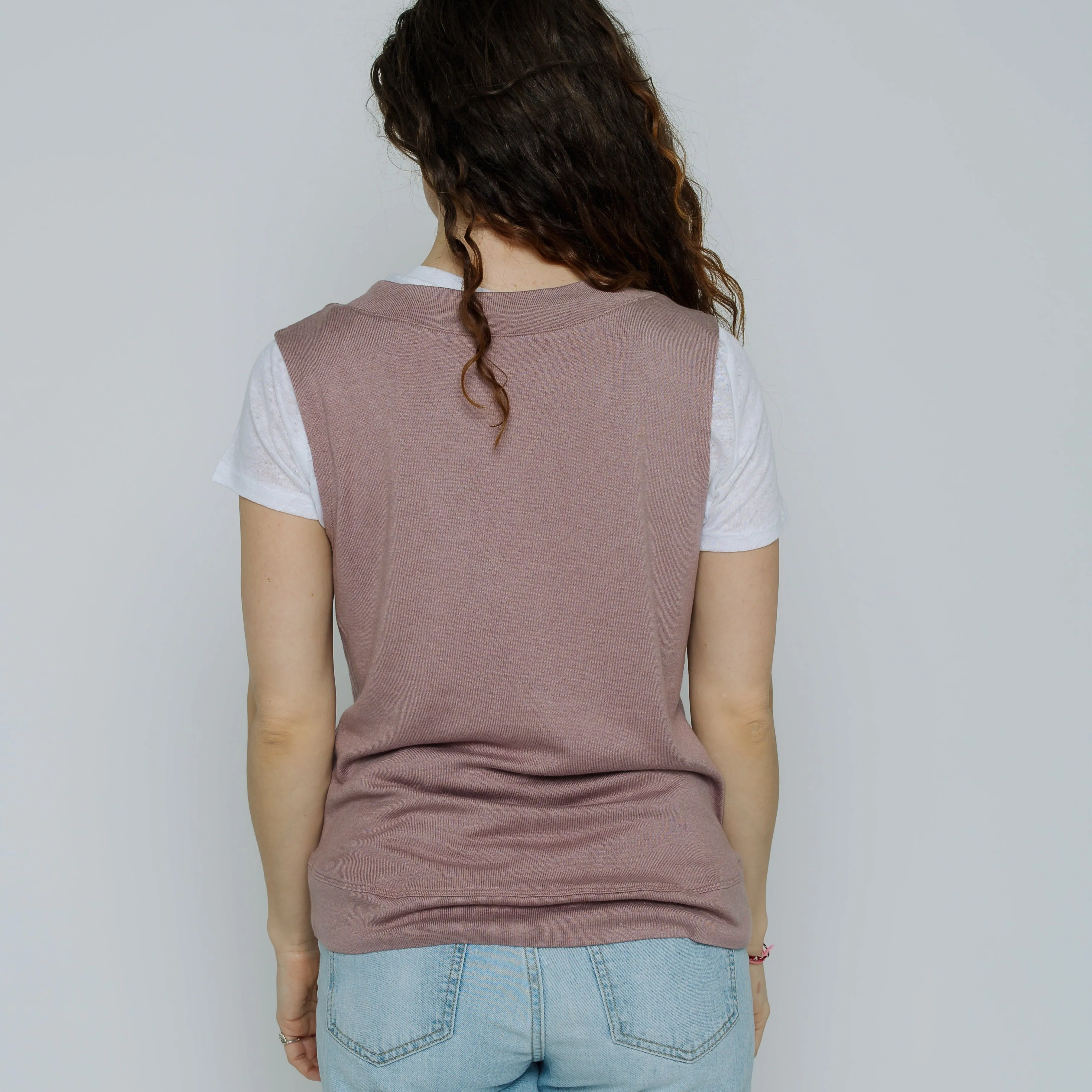 Gillian V-Neck Knit Vest (Dusty Pink)
