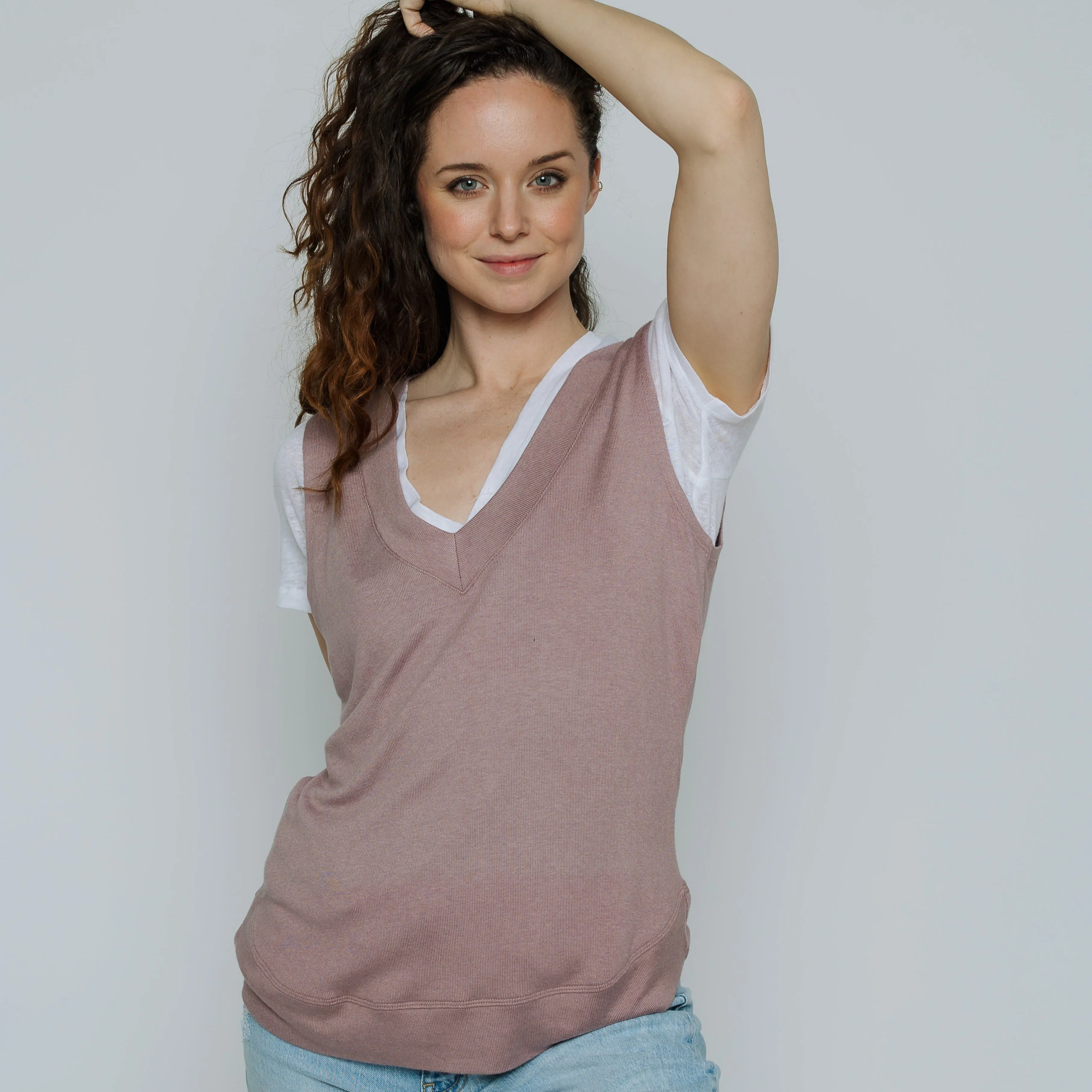 Gillian V-Neck Knit Vest (Dusty Pink)