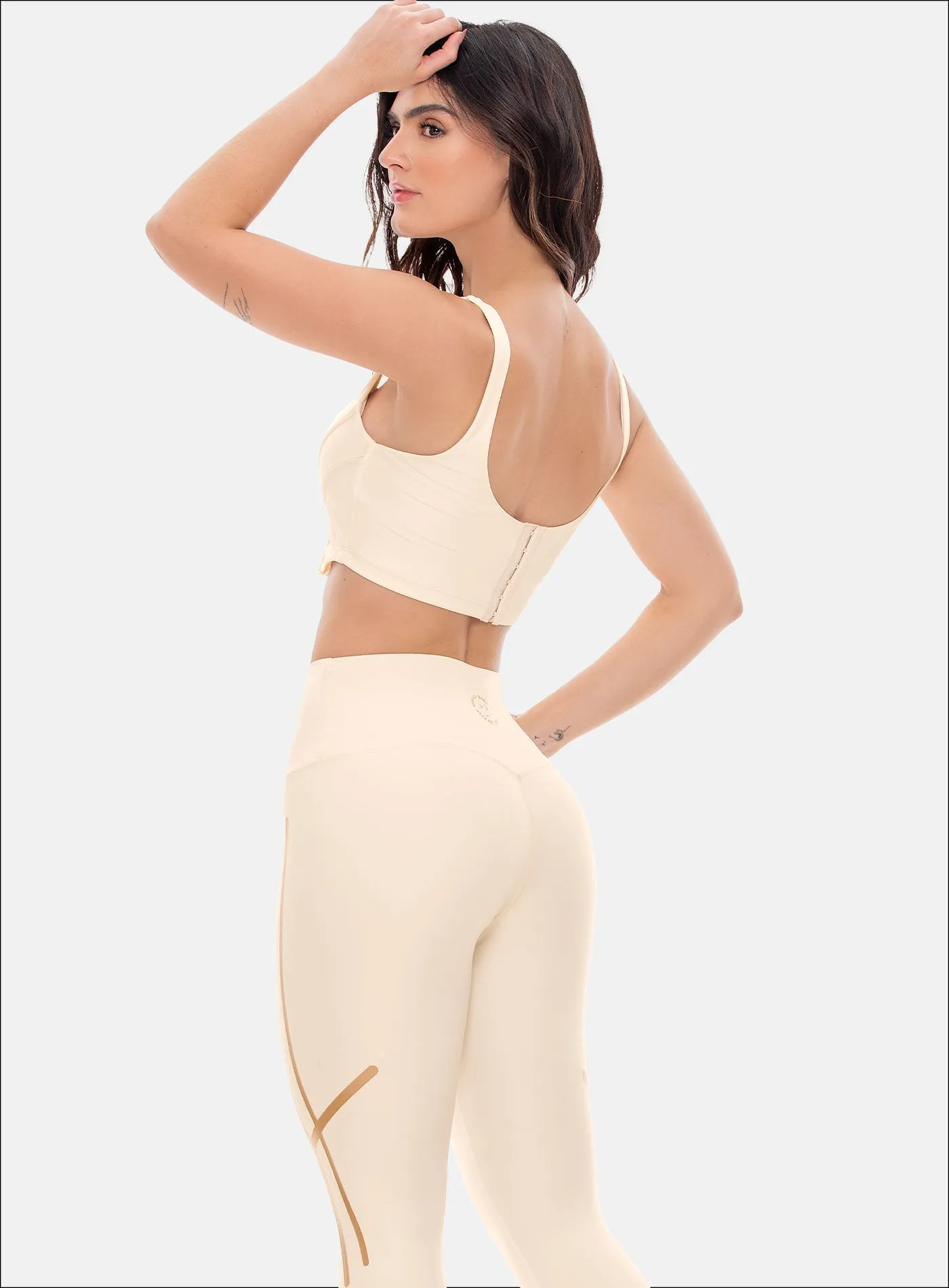 POLYESTER SPORTS TOP REF: 108373